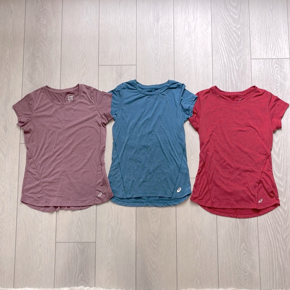 Asics Womens T-shirts (quantity 3)